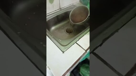 Wastafel Mampet, Hajar Dengan Soda Api + Air Panas