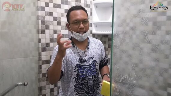 Jangan Di Skip..!! Tutorial Cara Membersihkan Kerak Pada Kaca Kamar